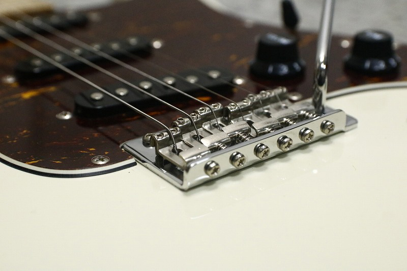 Near mint! Bacchus GLOBAL Series Stratocaster BST-650B OWH Maple