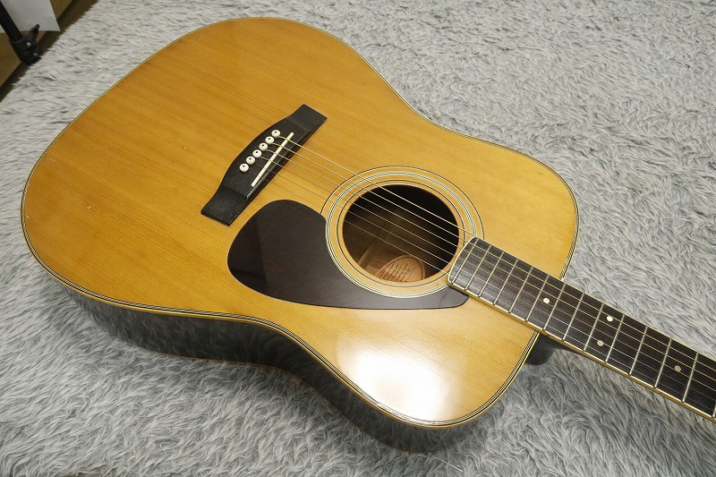 Vintage 1980's made Orange Label model YAMAHA FG-201 Made in Japan